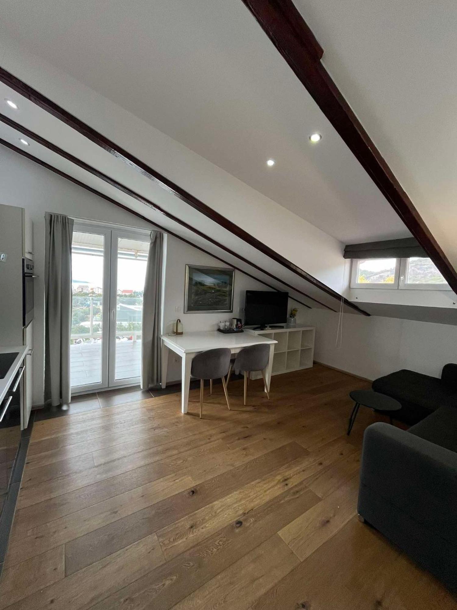 Dela Bed & Breakfast Hvar Town Luaran gambar