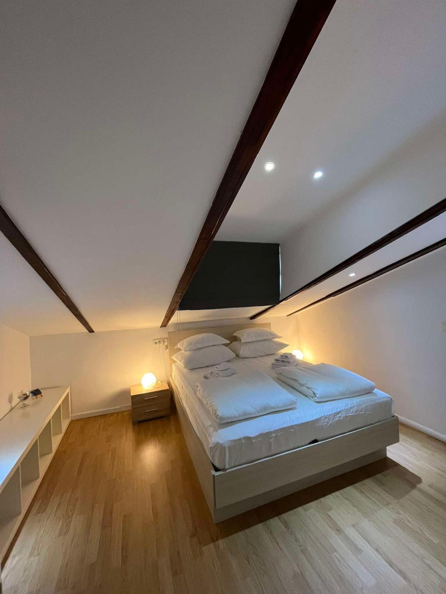 Dela Bed & Breakfast Hvar Town Luaran gambar